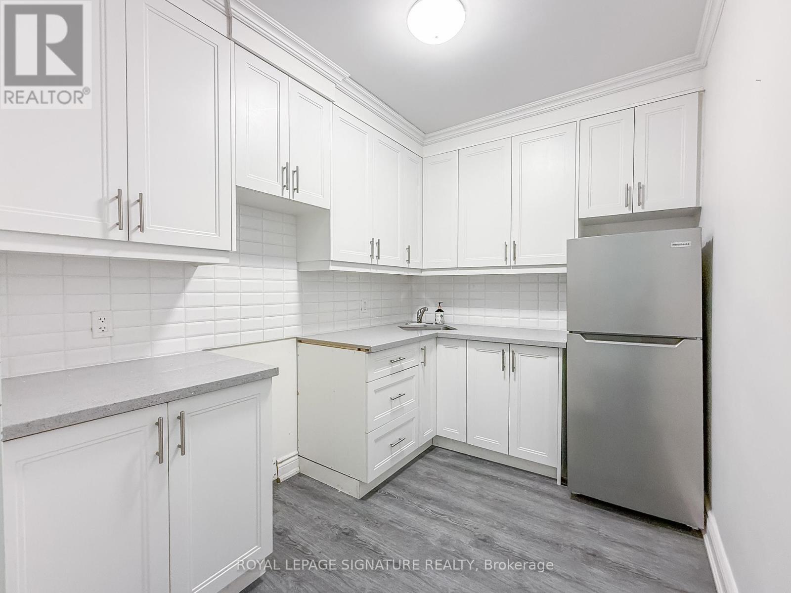 11 - 394 Dovercourt Road, Toronto, Ontario  M6J 3E5 - Photo 3 - C13230782