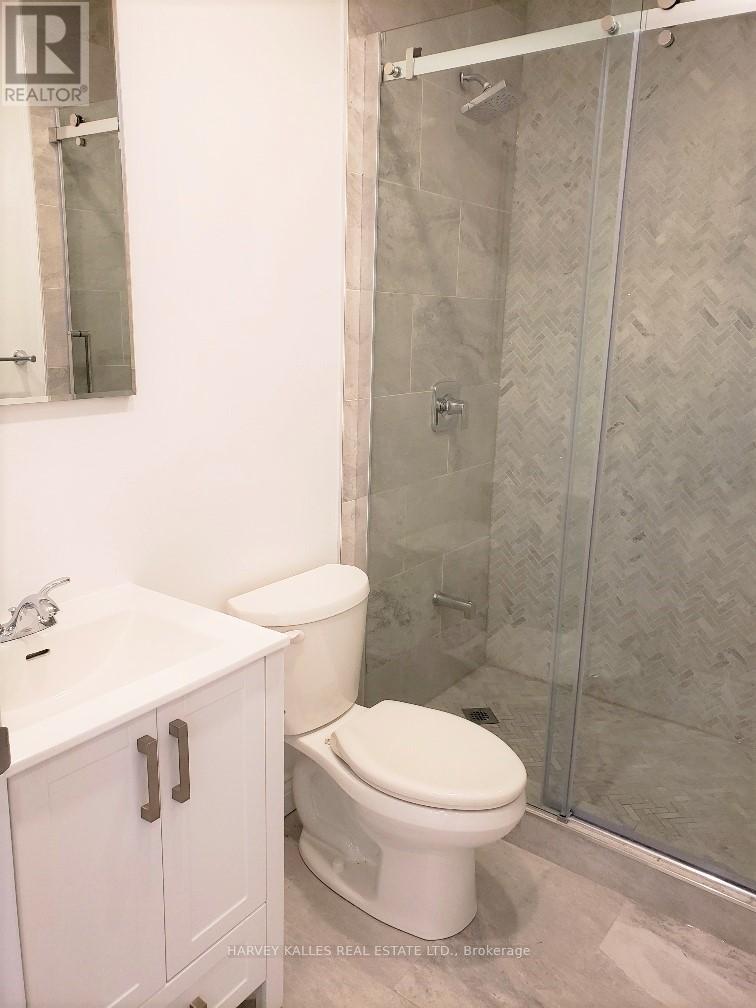 2nd & 3rd Floor - 541 Palmerston Boulevard, Toronto, Ontario  M6G 2P4 - Photo 12 - C13230832
