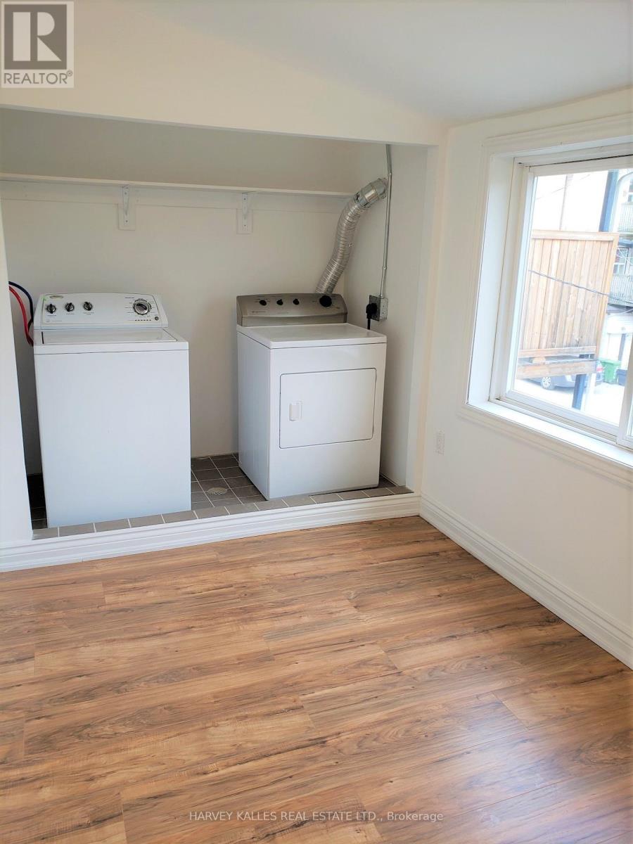 2nd & 3rd Floor - 541 Palmerston Boulevard, Toronto, Ontario  M6G 2P4 - Photo 13 - C13230832