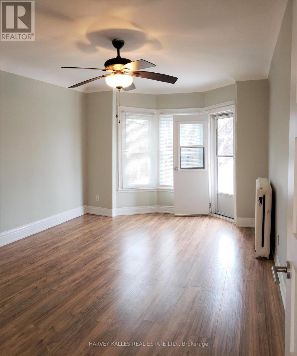 2nd & 3rd Floor - 541 Palmerston Boulevard, Toronto, Ontario  M6G 2P4 - Photo 7 - C13230832