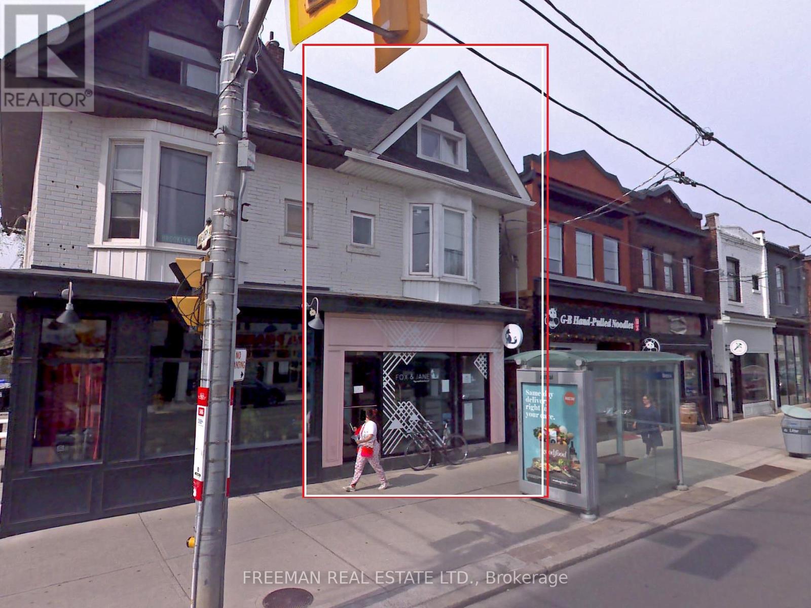 2 - 1022 GERRARD STREET E, Toronto, Ontario