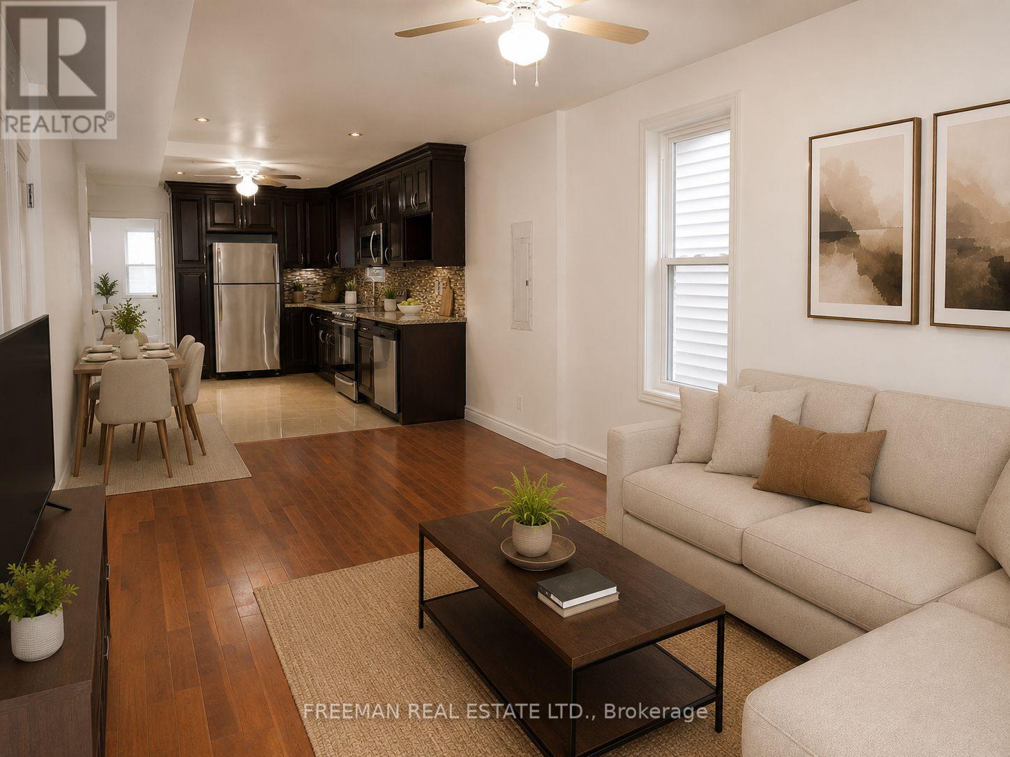 2 - 1022 Gerrard Street E, Toronto, Ontario  M4M 1Z5 - Photo 4 - E13230754