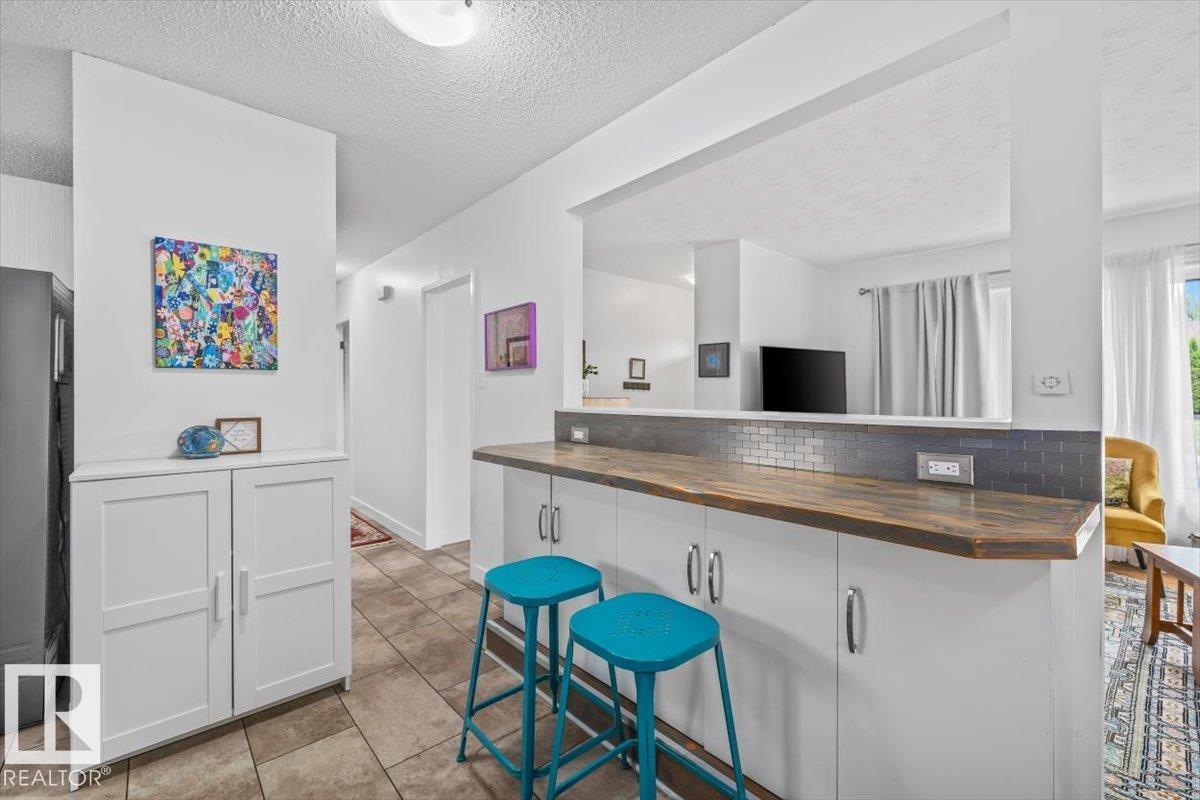8205 162 St Nw, Edmonton, Alberta  T5R 2L9 - Photo 16 - E4491320