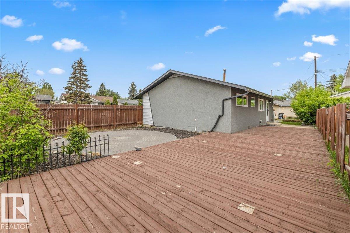 8205 162 St Nw, Edmonton, Alberta  T5R 2L9 - Photo 27 - E4491320