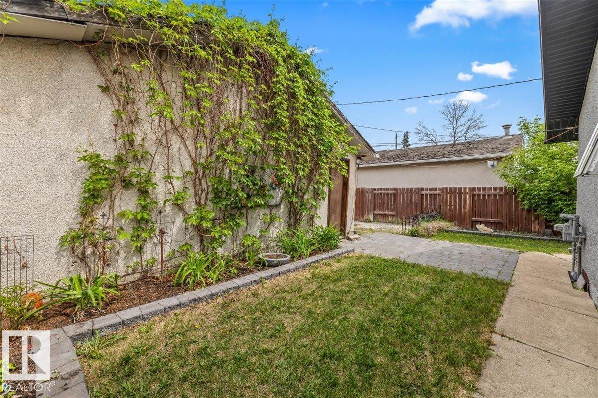 8205 162 St Nw, Edmonton, Alberta  T5R 2L9 - Photo 29 - E4491320