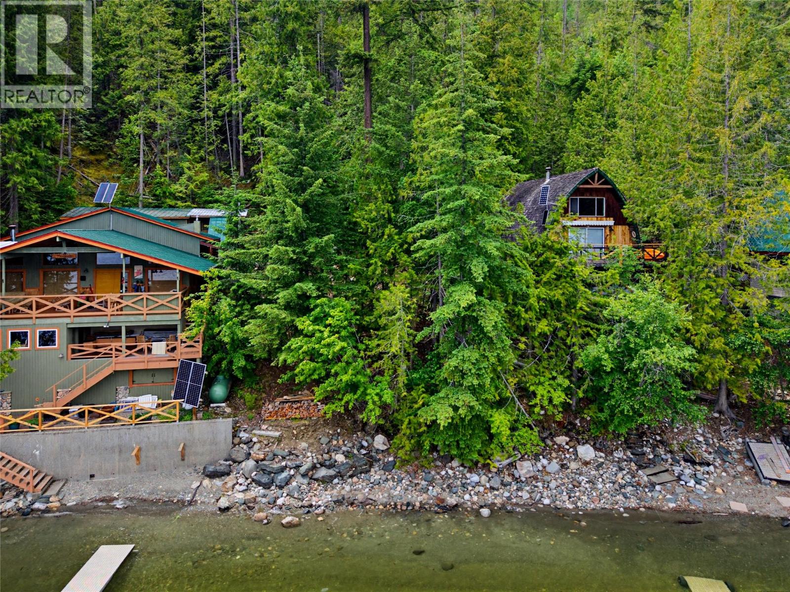 27 Crescent Bay, Sicamous, British Columbia  V0E 2V0 - Photo 14 - 10383045