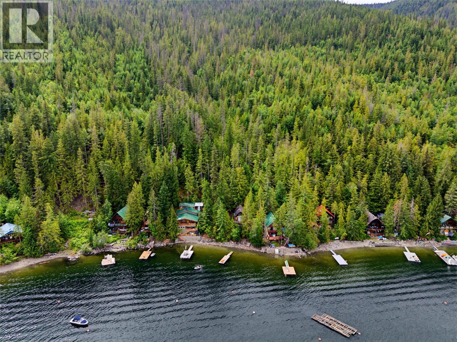 27 Crescent Bay, Sicamous, British Columbia  V0E 2V0 - Photo 11 - 10383045