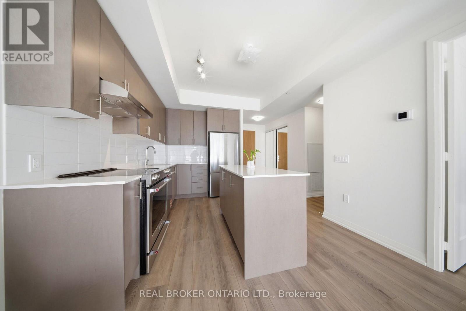 1006 - 27 Korda Gate, Vaughan, Ontario  L4K 2M9 - Photo 8 - N13230650