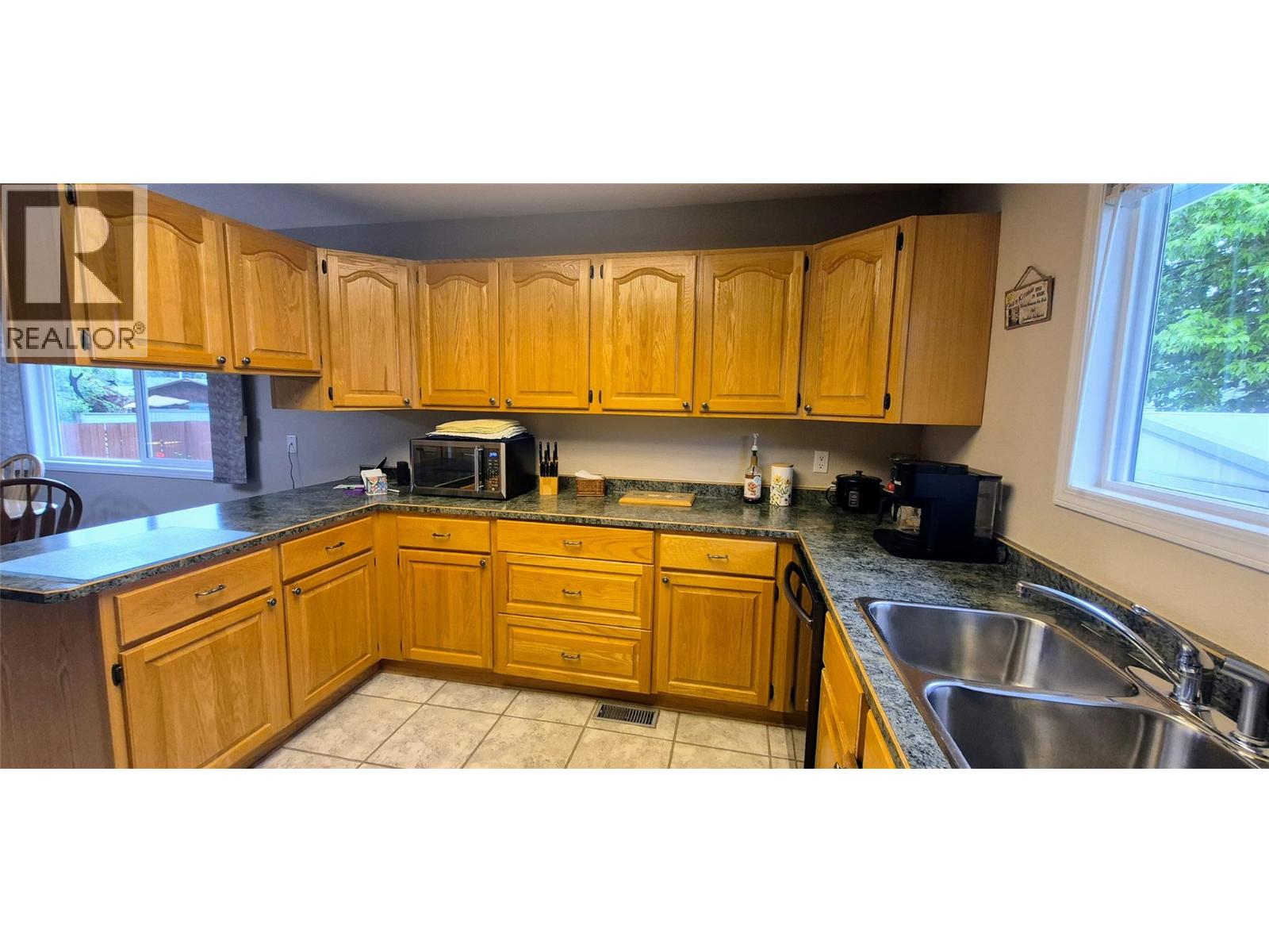 2224 6th Street N, Cranbrook, British Columbia V1C 5E2 - Photo 16 - 10389793