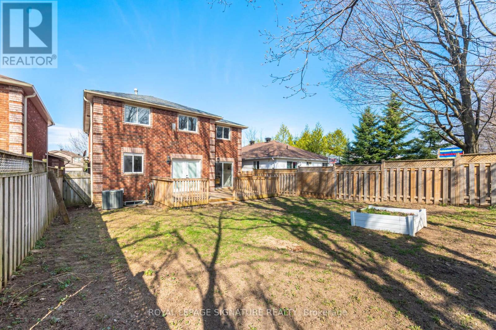 11 Wessenger Drive, Barrie, Ontario  L4N 8R8 - Photo 50 - S13230700