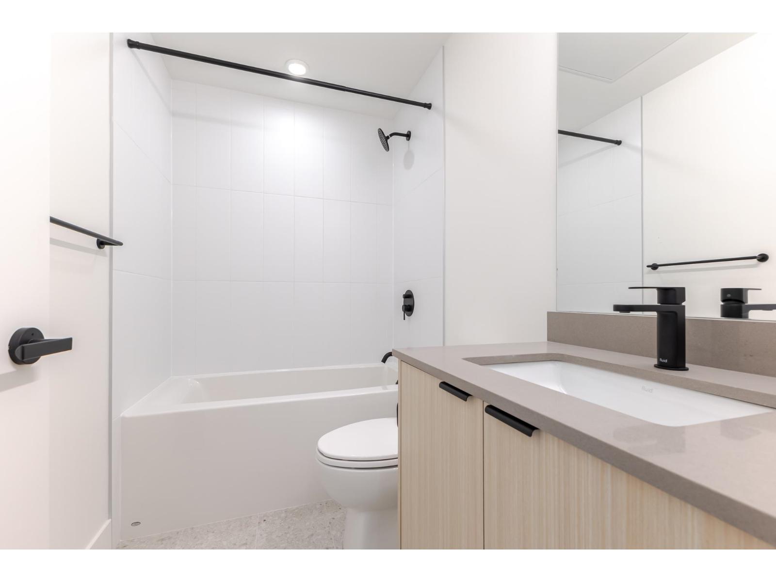 211 13455 94a Avenue, Surrey, British Columbia  V3M 1M9 - Photo 20 - R3131283