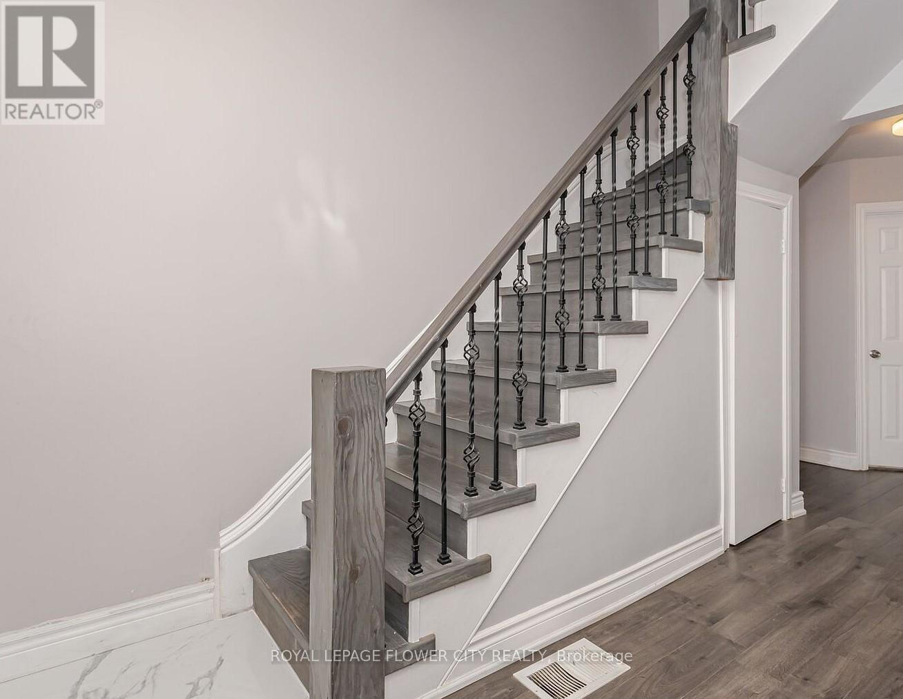 10 Pearl Street, Brantford, Ontario  N3T 3N4 - Photo 9 - X13206224