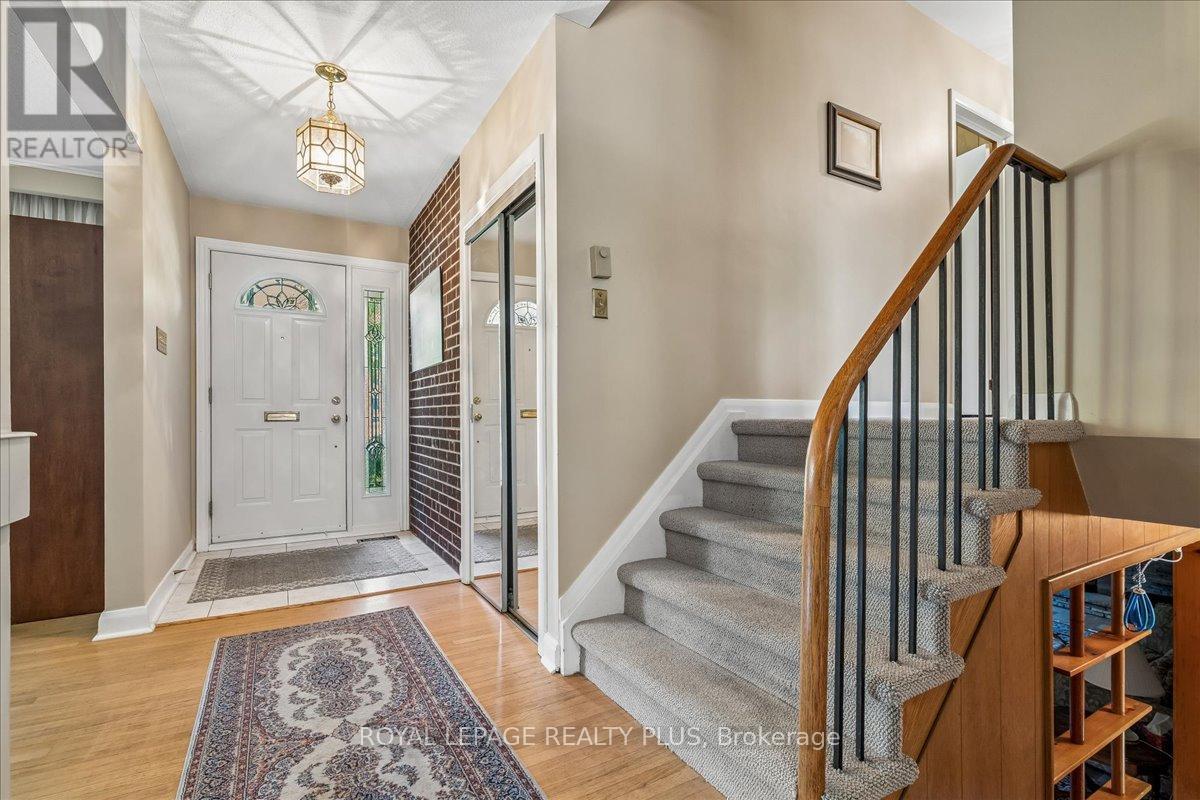 665 Vanessa Crescent, Mississauga, Ontario  L5H 2N5 - Photo 5 - W13230666