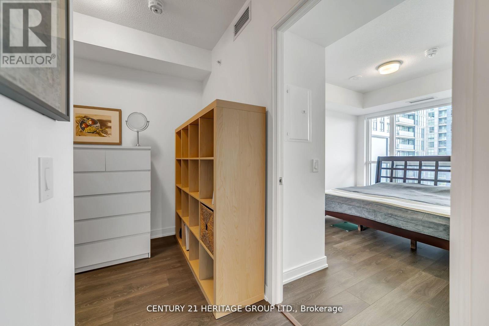 1701 - 30 Samuel Wood Way, Toronto, Ontario  M9B 0C9 - Photo 13 - W13230722