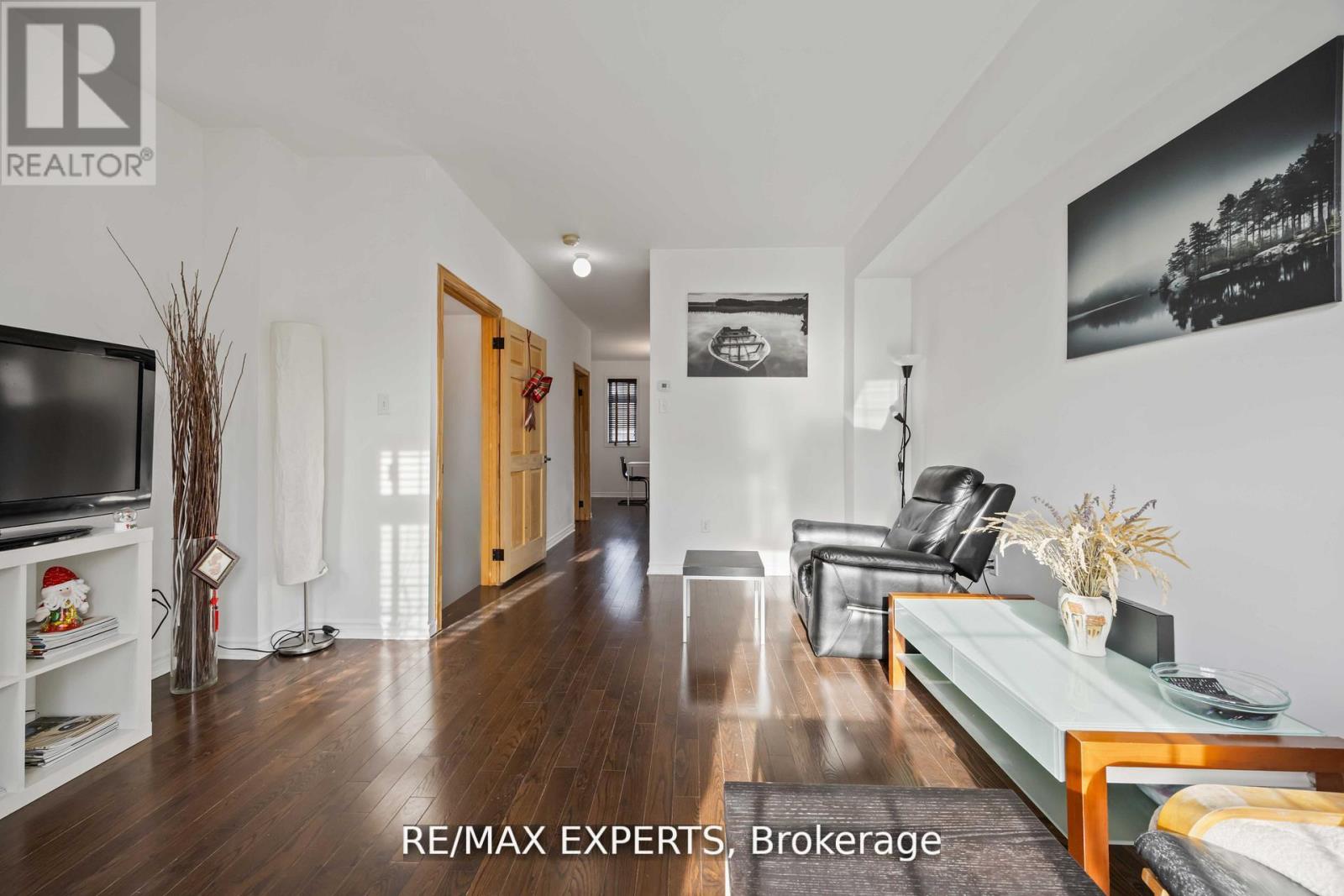 19b Oak Street, Toronto, Ontario  M9N 0A4 - Photo 16 - W13230730