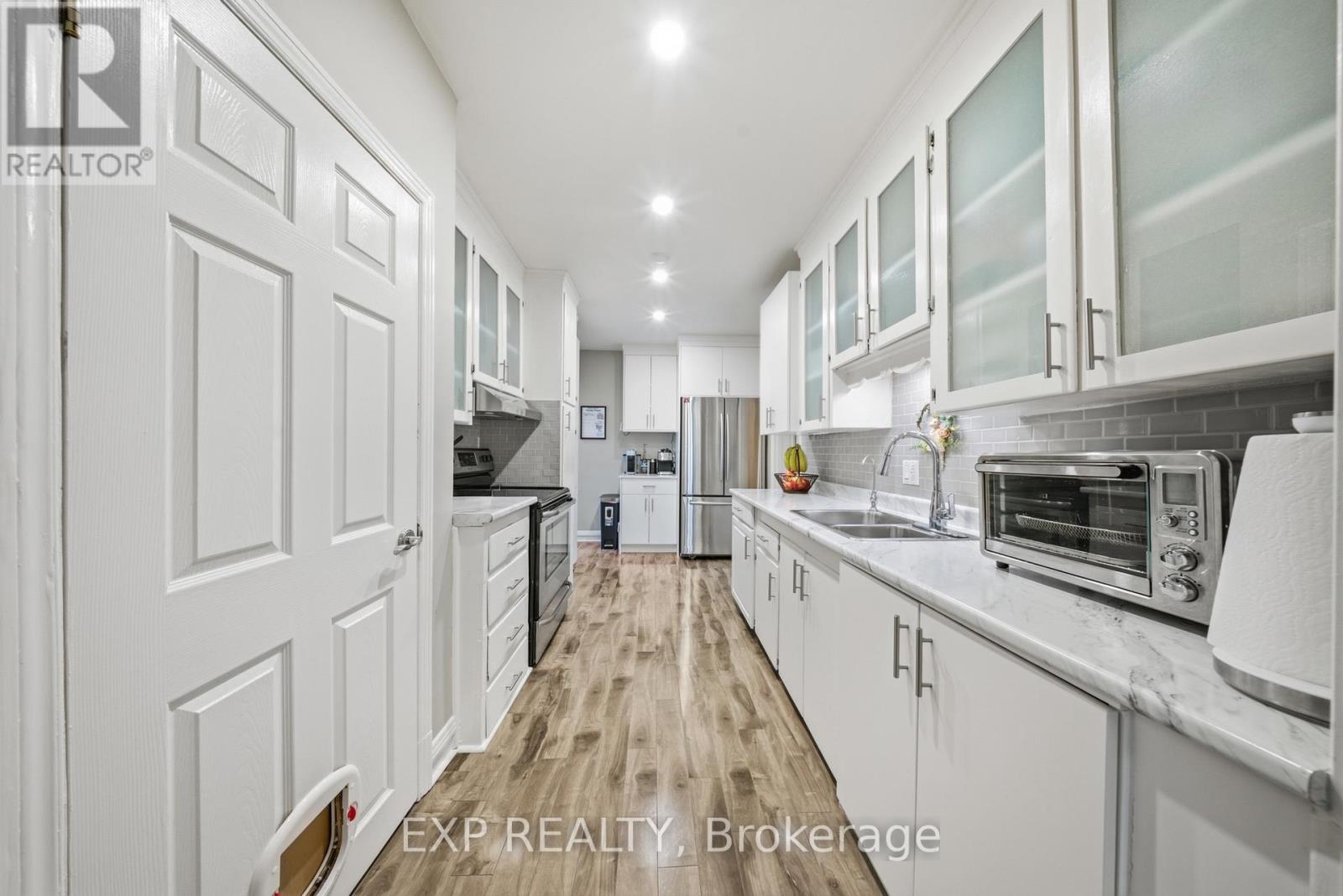 6092 Cedar Springs Road, Burlington, Ontario  L7P 0C3 - Photo 9 - W13230746