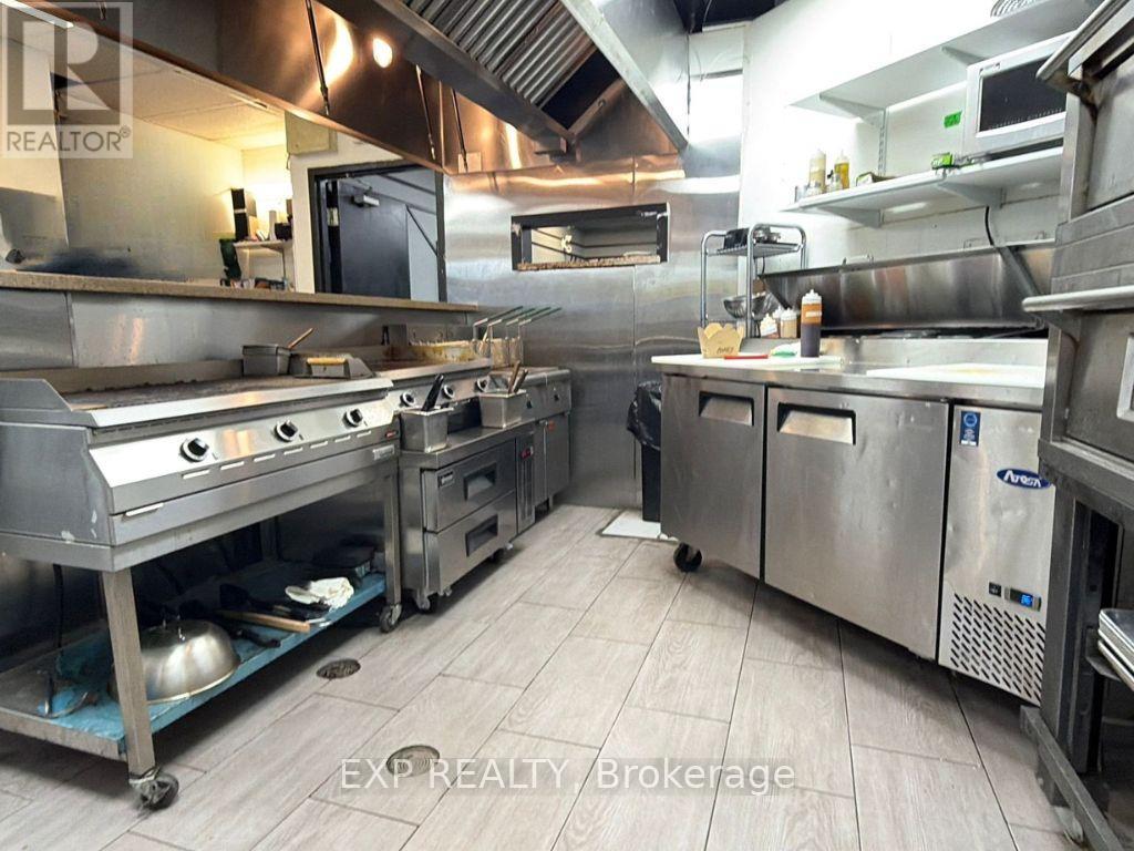 #100 - 700 Dorval Drive, Oakville, Ontario  L6K 3V3 - Photo 23 - W13230804