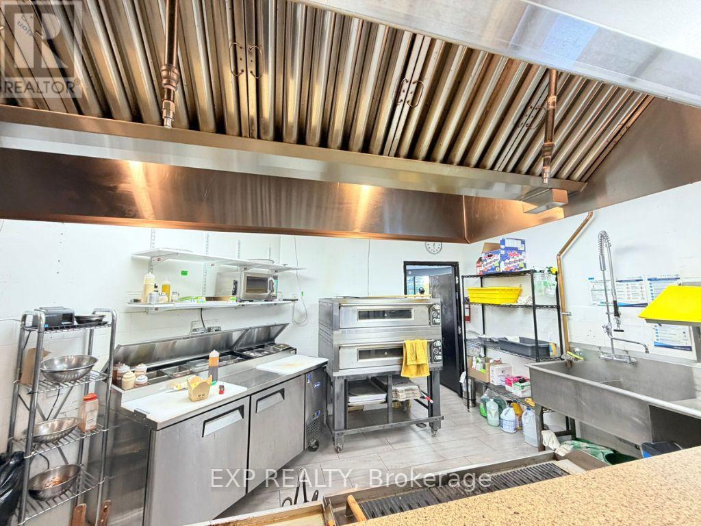 #100 - 700 Dorval Drive, Oakville, Ontario  L6K 3V3 - Photo 24 - W13230804