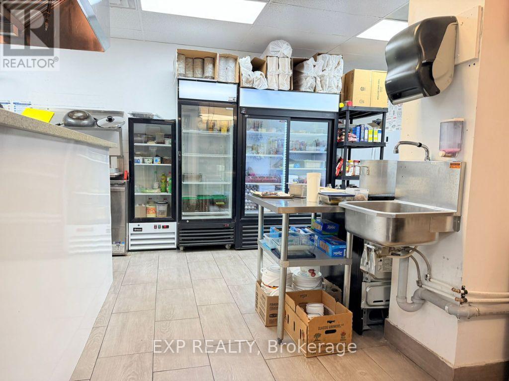 #100 - 700 Dorval Drive, Oakville, Ontario  L6K 3V3 - Photo 26 - W13230804