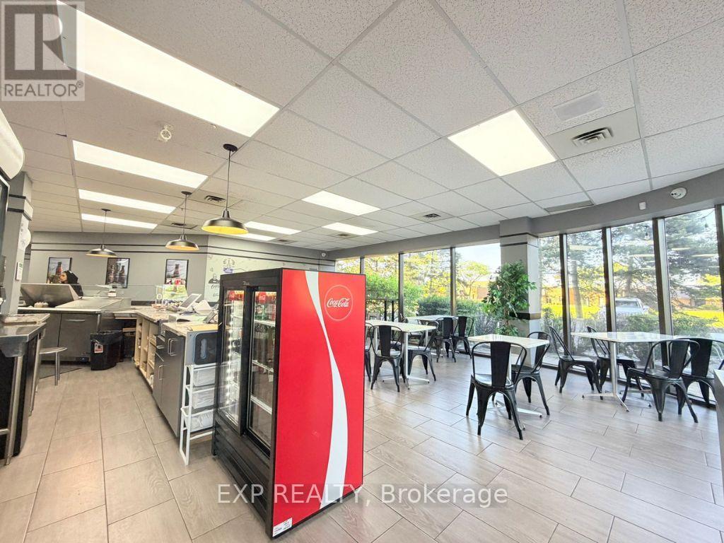 #100 - 700 Dorval Drive, Oakville, Ontario  L6K 3V3 - Photo 8 - W13230804