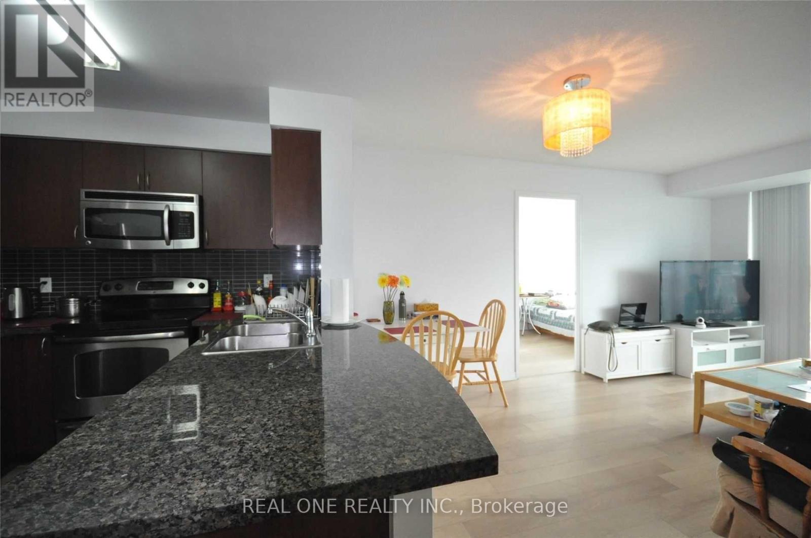 805 - 4900 Glen Erin Drive, Mississauga, Ontario  L5M 7S2 - Photo 3 - W13230816