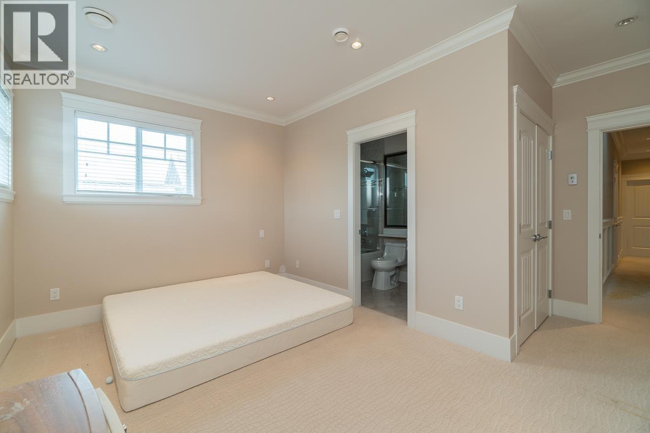 9820 Gilhurst Crescent, Richmond, British Columbia  V7A 1P2 - Photo 35 - R3130362