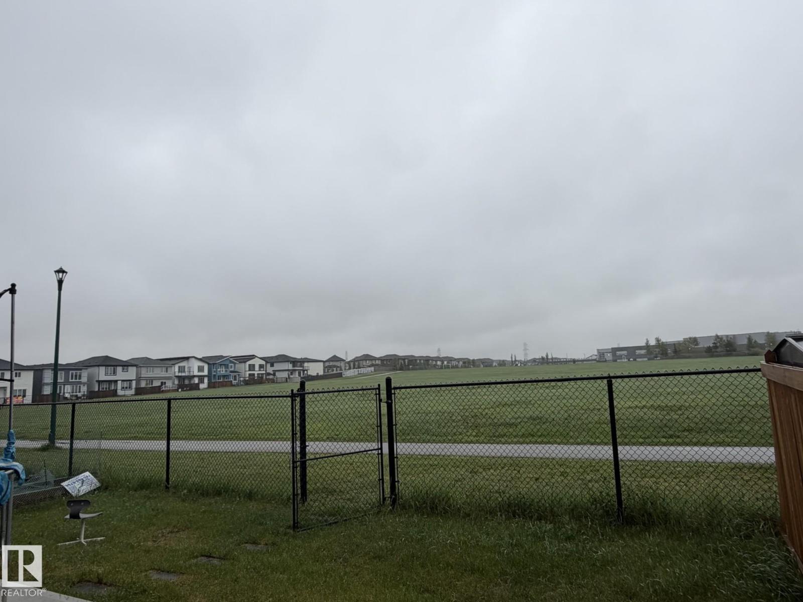 2123 18 Av Nw, Edmonton, Alberta  T6T 2L2 - Photo 3 - E4491266