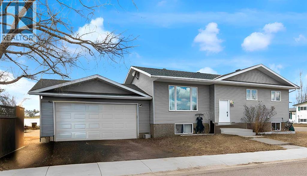 23 Beaver Place, Beiseker, Alberta  T0M 0G0 - Photo 1 - A2300496