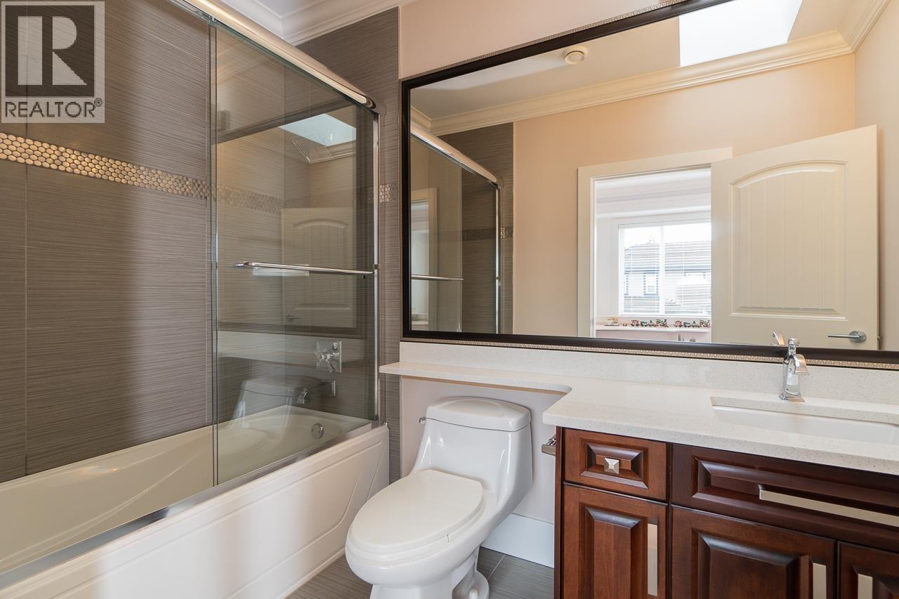 9820 Gilhurst Crescent, Richmond, British Columbia  V7A 1P2 - Photo 32 - R3130362