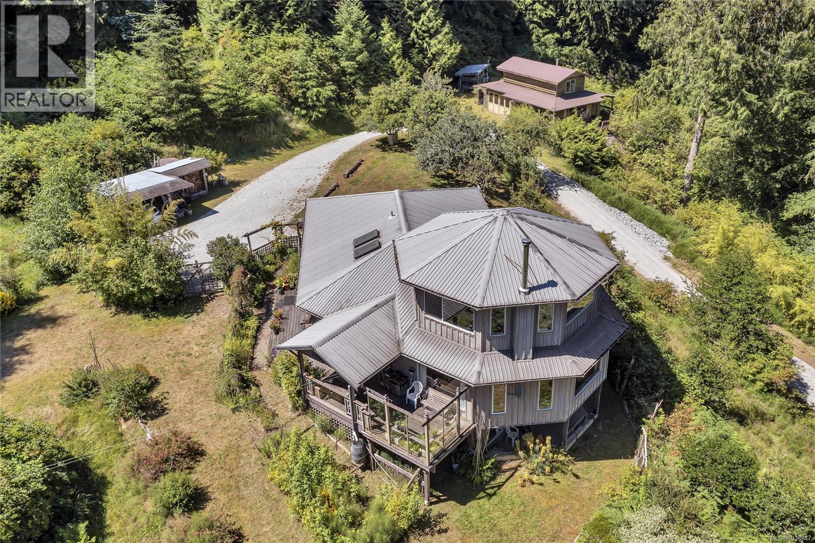 412 Isabella Point Rd, Salt Spring, British Columbia