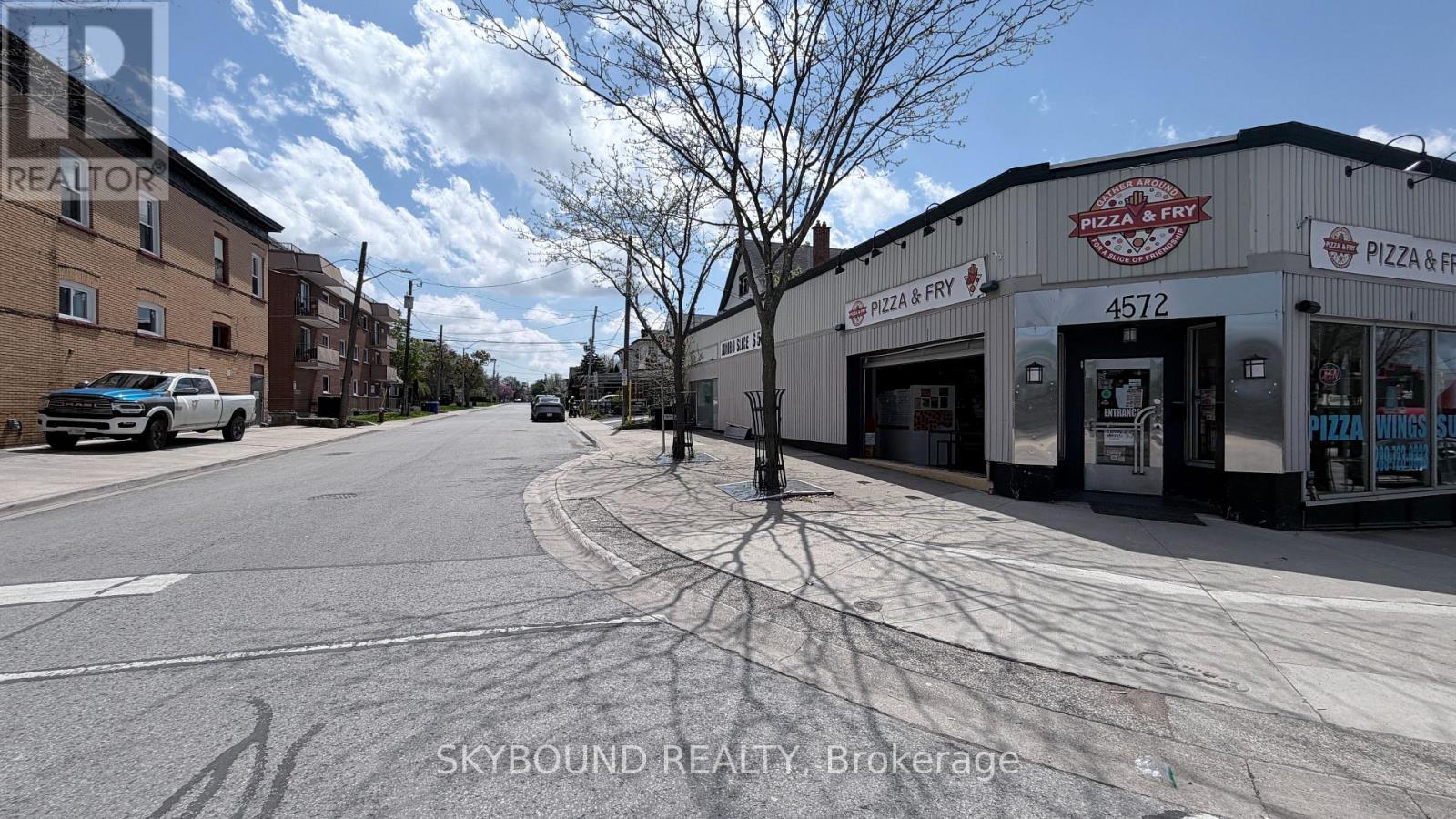 4572 Queen Street, Niagara Falls, Ontario  L2E 2L6 - Photo 5 - X13230674