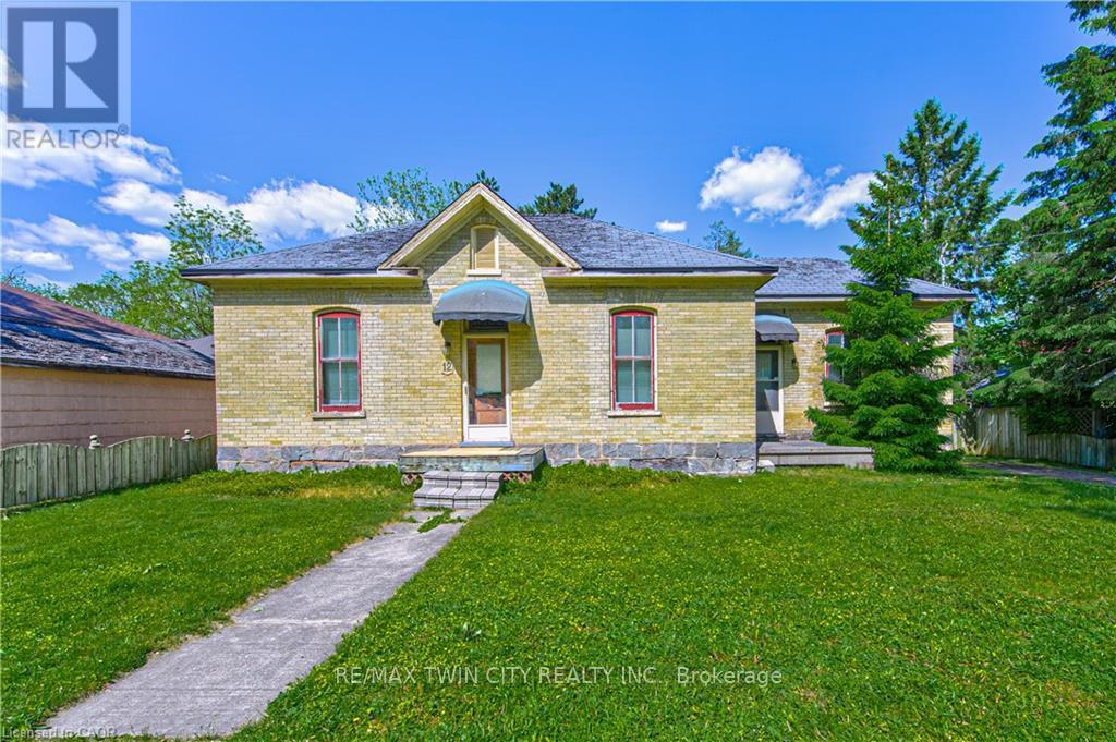 12 MYRTLE AVENUE, Cambridge, Ontario