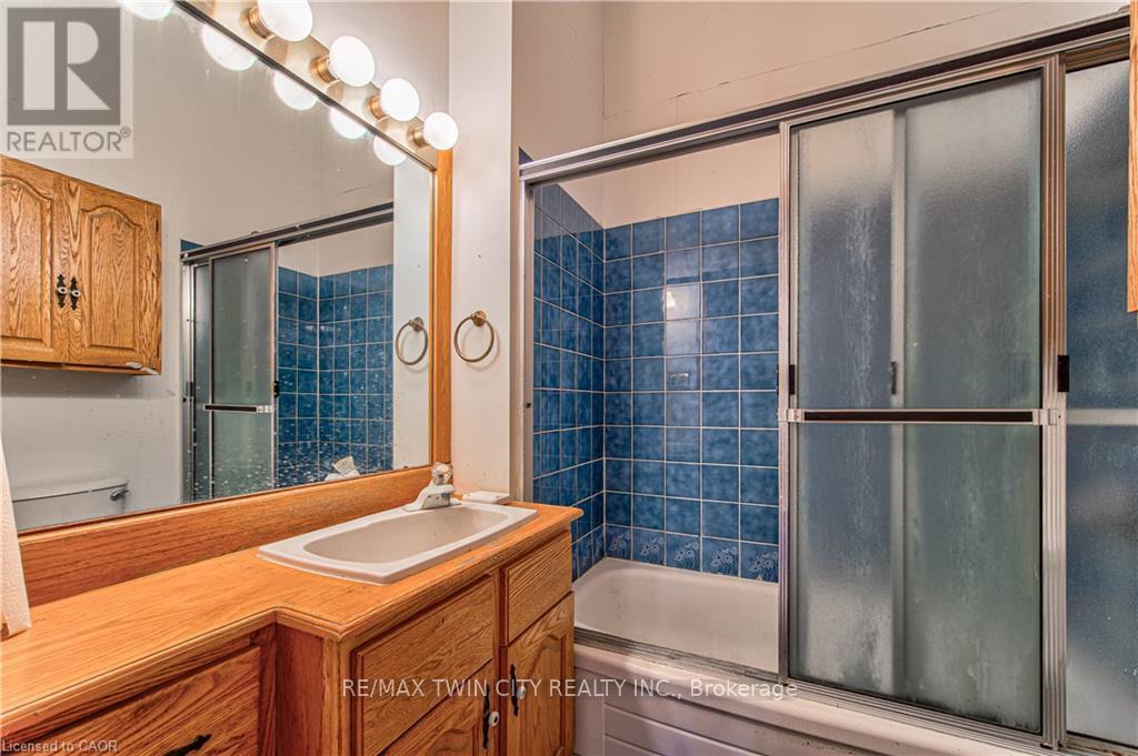 12 Myrtle Avenue, Cambridge, Ontario  N1S 2R9 - Photo 16 - X13230808