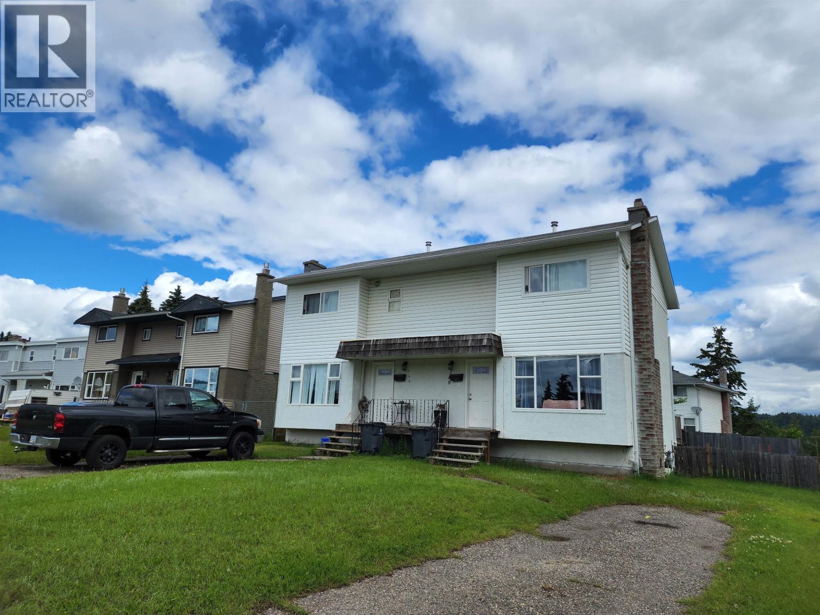 344-348 Mcintyre Crescent, Prince George, British Columbia  V2M 4P8 - Photo 2 - R3131291