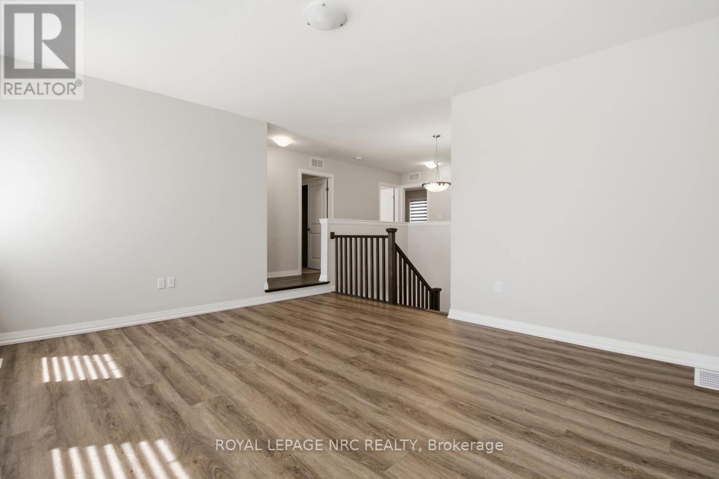 7437 Jonathan Drive, Niagara Falls, Ontario  L2H 3T3 - Photo 15 - X13230896