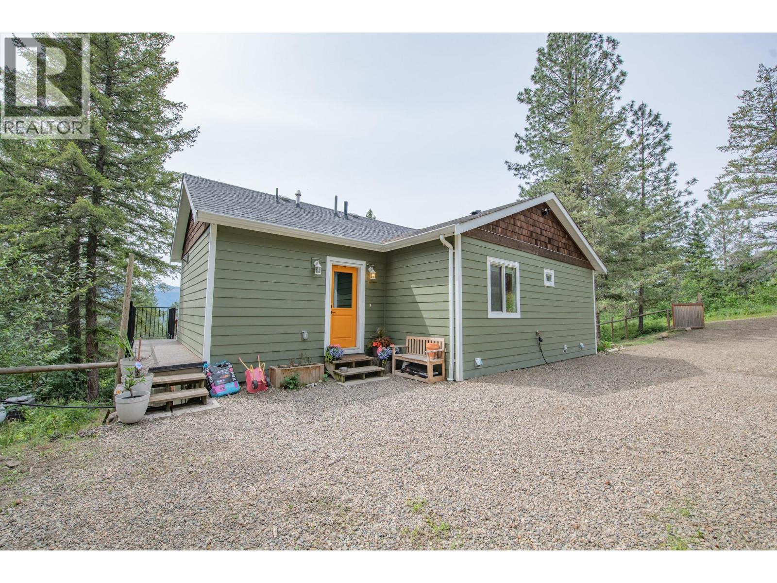 189 Rylin Road, Lumby, British Columbia  V0E 2G1 - Photo 36 - 10389839
