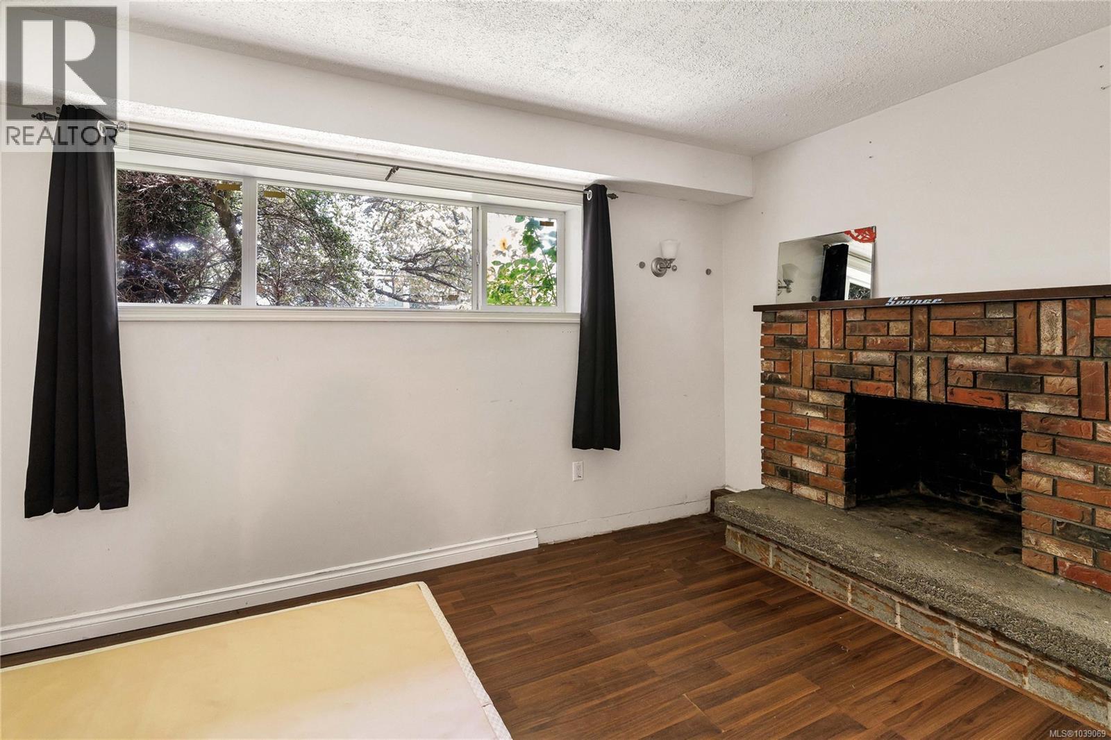 4094 Dawnview Cres, Saanich, British Columbia  V8N 5K1 - Photo 32 - 1039069
