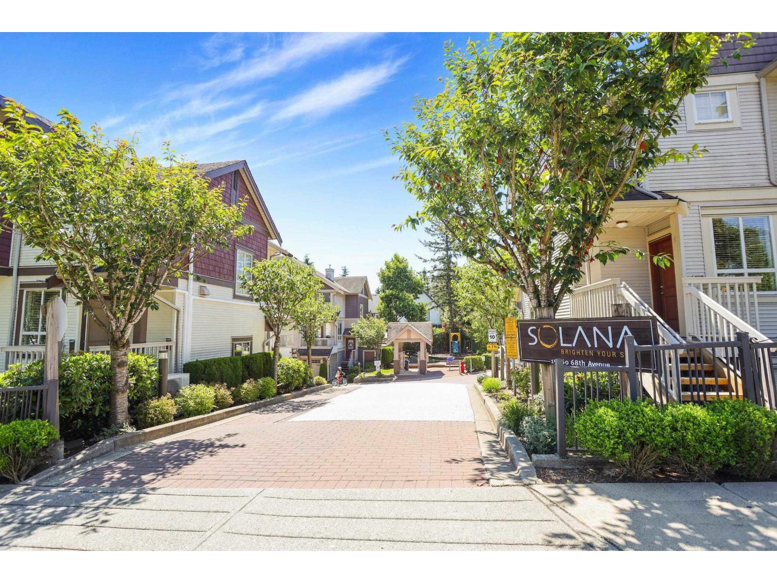37 19560 68 AVENUE, surrey, British Columbia