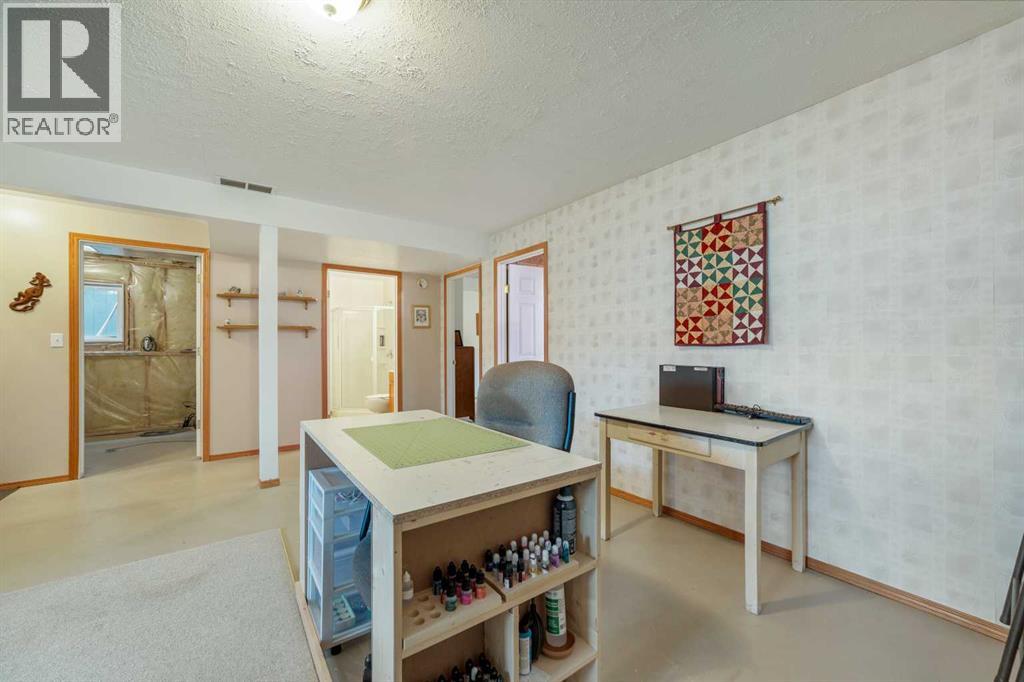 781 Red Crow Boulevard W, Lethbridge, Alberta  T1K 7M4 - Photo 22 - A2316602