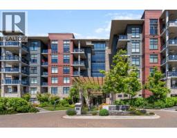 102 5011 SPRINGS BOULEVARD, Tsawwassen, British Columbia