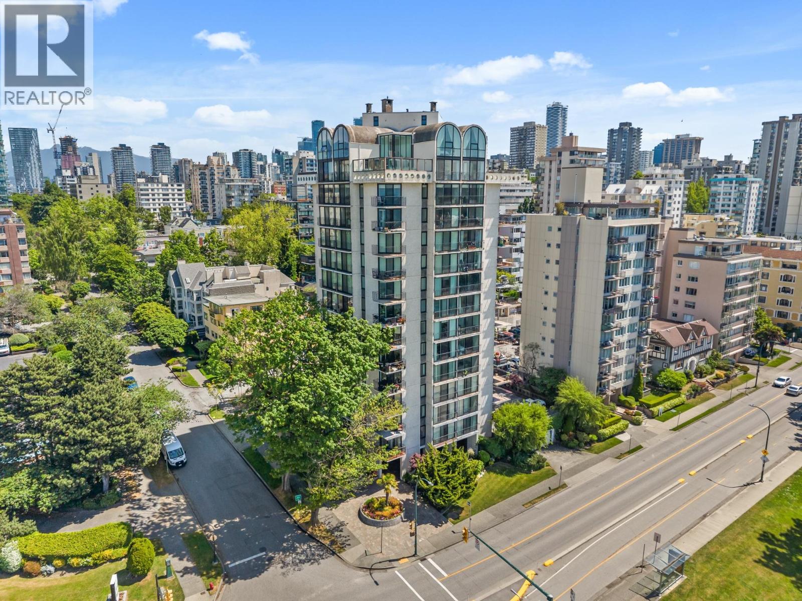 601 1575 Beach Avenue, Vancouver, British Columbia  V6G 1Y5 - Photo 2 - R3131252