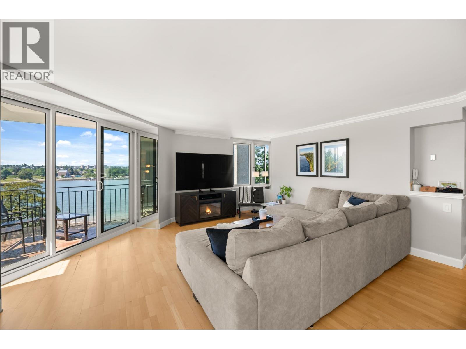 601 1575 Beach Avenue, Vancouver, British Columbia  V6G 1Y5 - Photo 5 - R3131252
