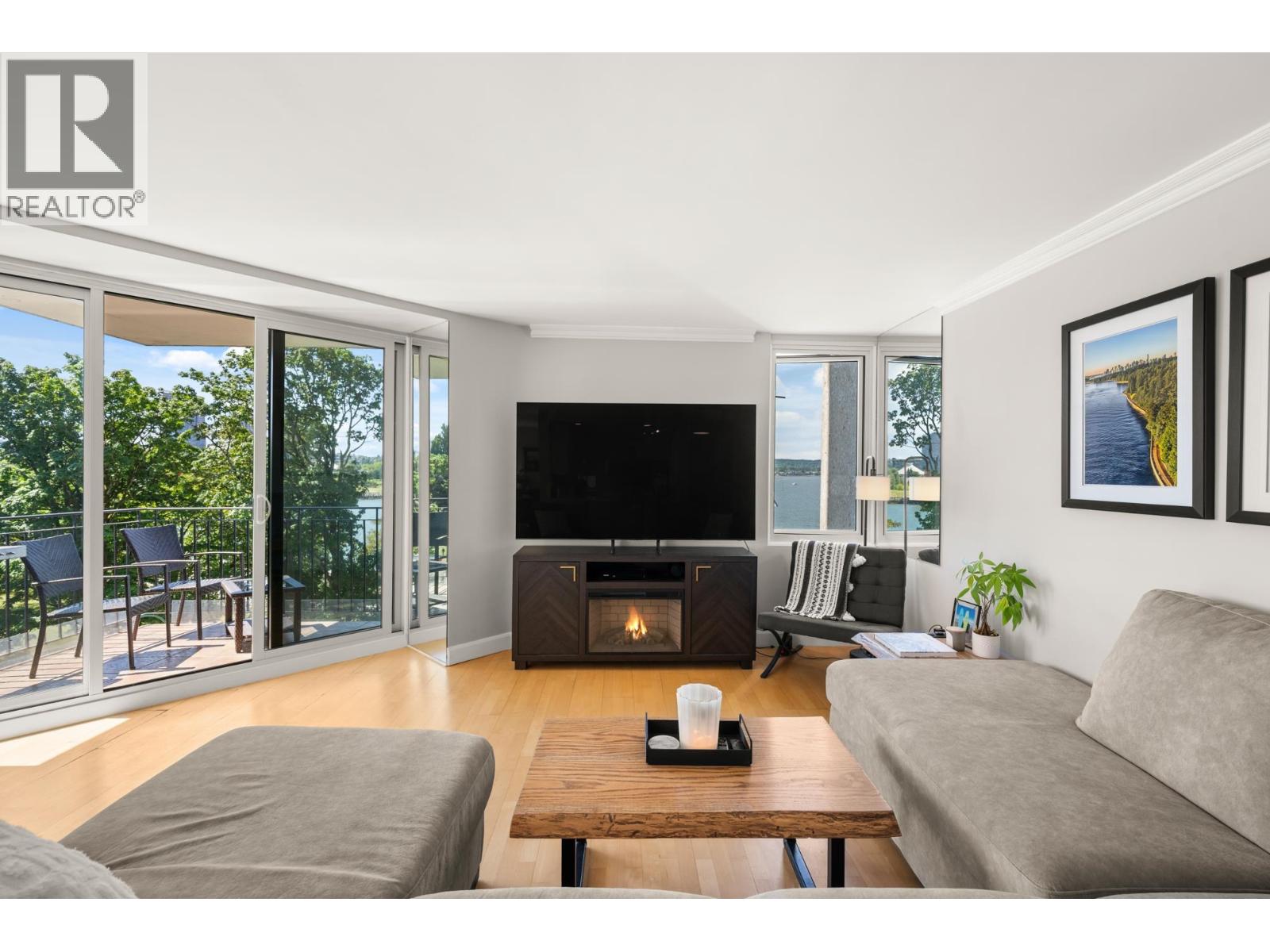 601 1575 Beach Avenue, Vancouver, British Columbia  V6G 1Y5 - Photo 6 - R3131252