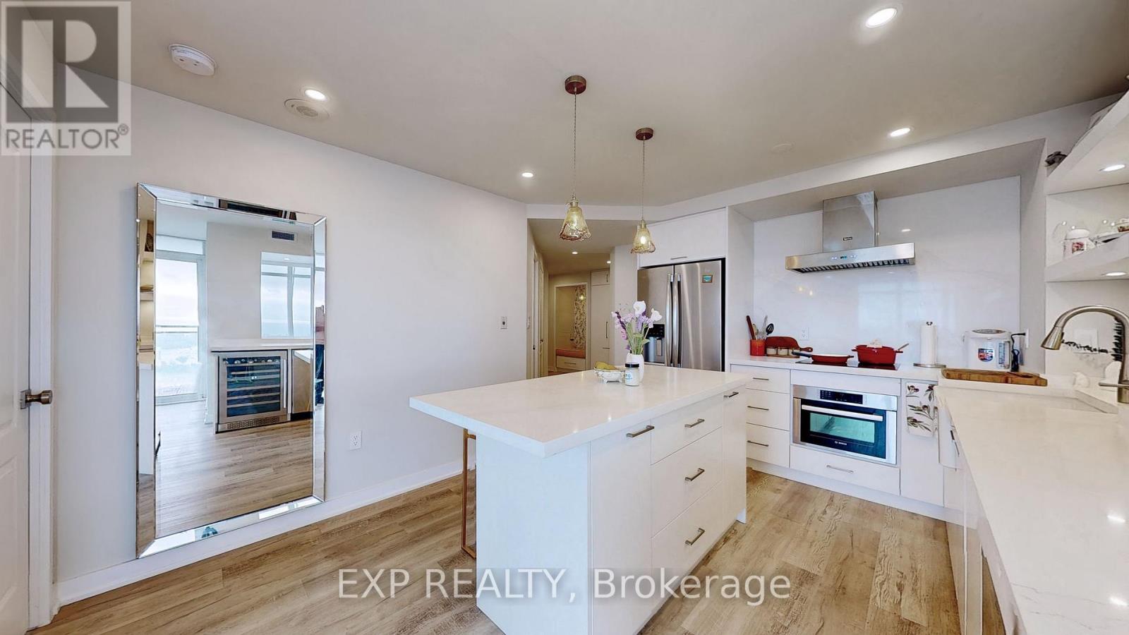 5315 - 11 Brunel Court, Toronto, Ontario  M5V 3Y3 - Photo 10 - C13230928