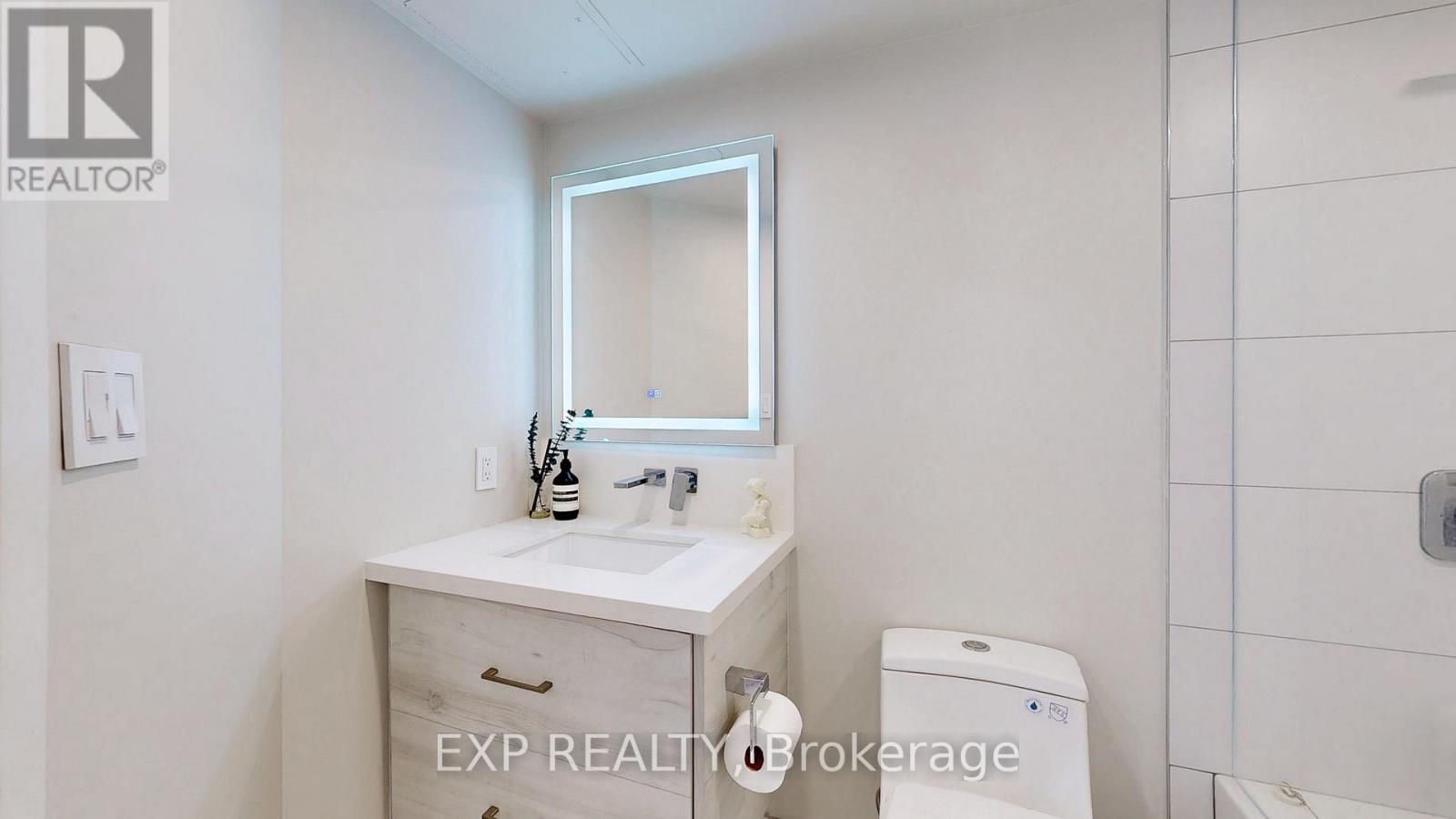 5315 - 11 Brunel Court, Toronto, Ontario  M5V 3Y3 - Photo 19 - C13230928