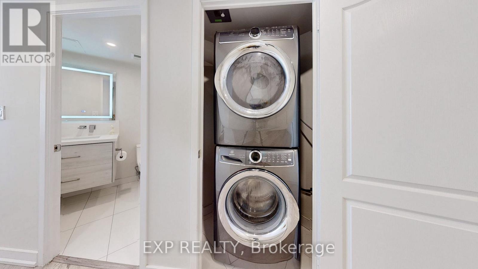 5315 - 11 Brunel Court, Toronto, Ontario  M5V 3Y3 - Photo 21 - C13230928