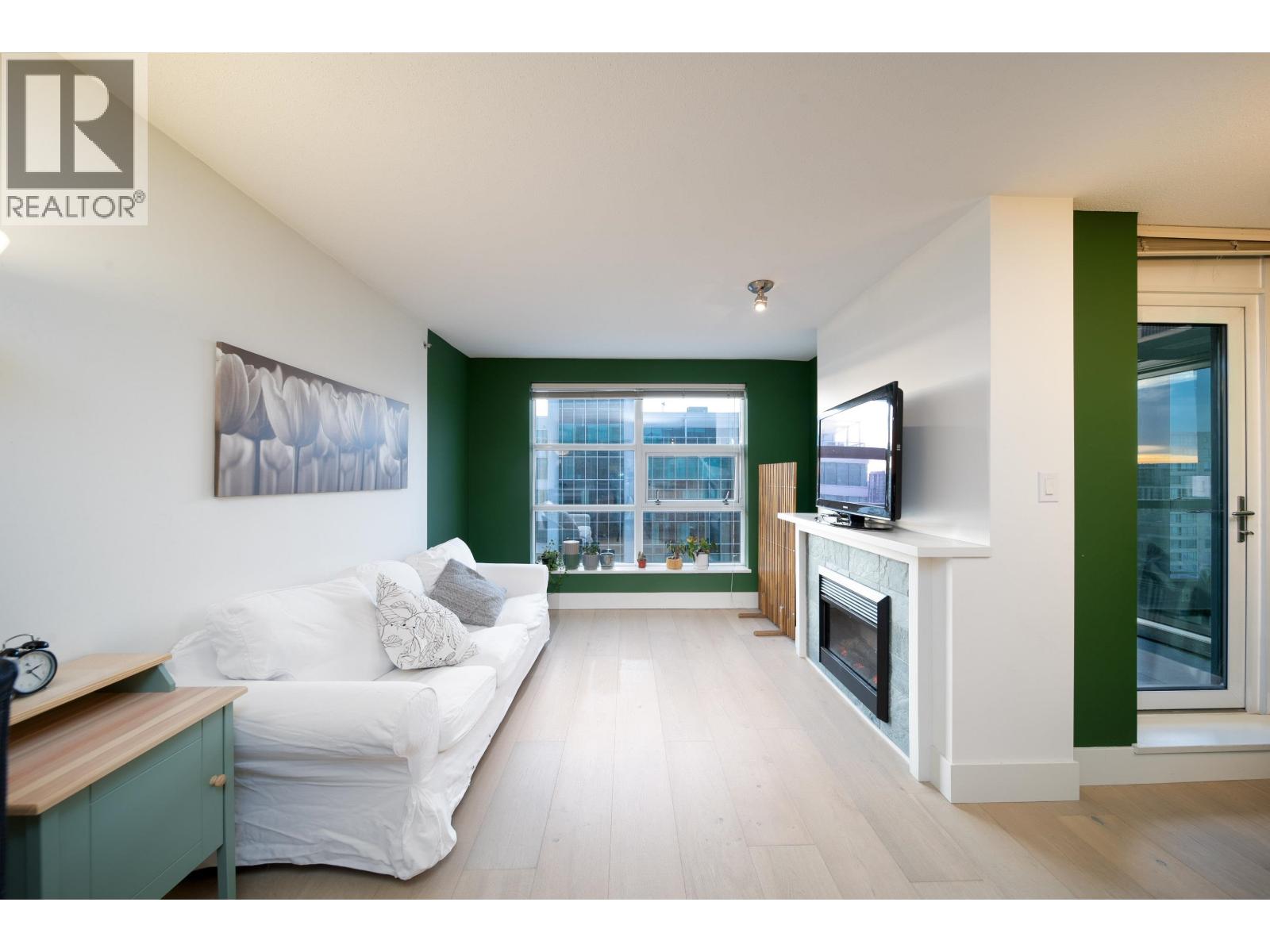 1709 6068 No. 3 Road, Richmond, British Columbia  V6Y 4M7 - Photo 2 - R3131235