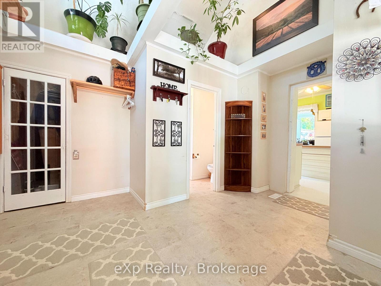 257 Queen Street S, Arran-Elderslie, Ontario  N0G 2N0 - Photo 4 - X13230950