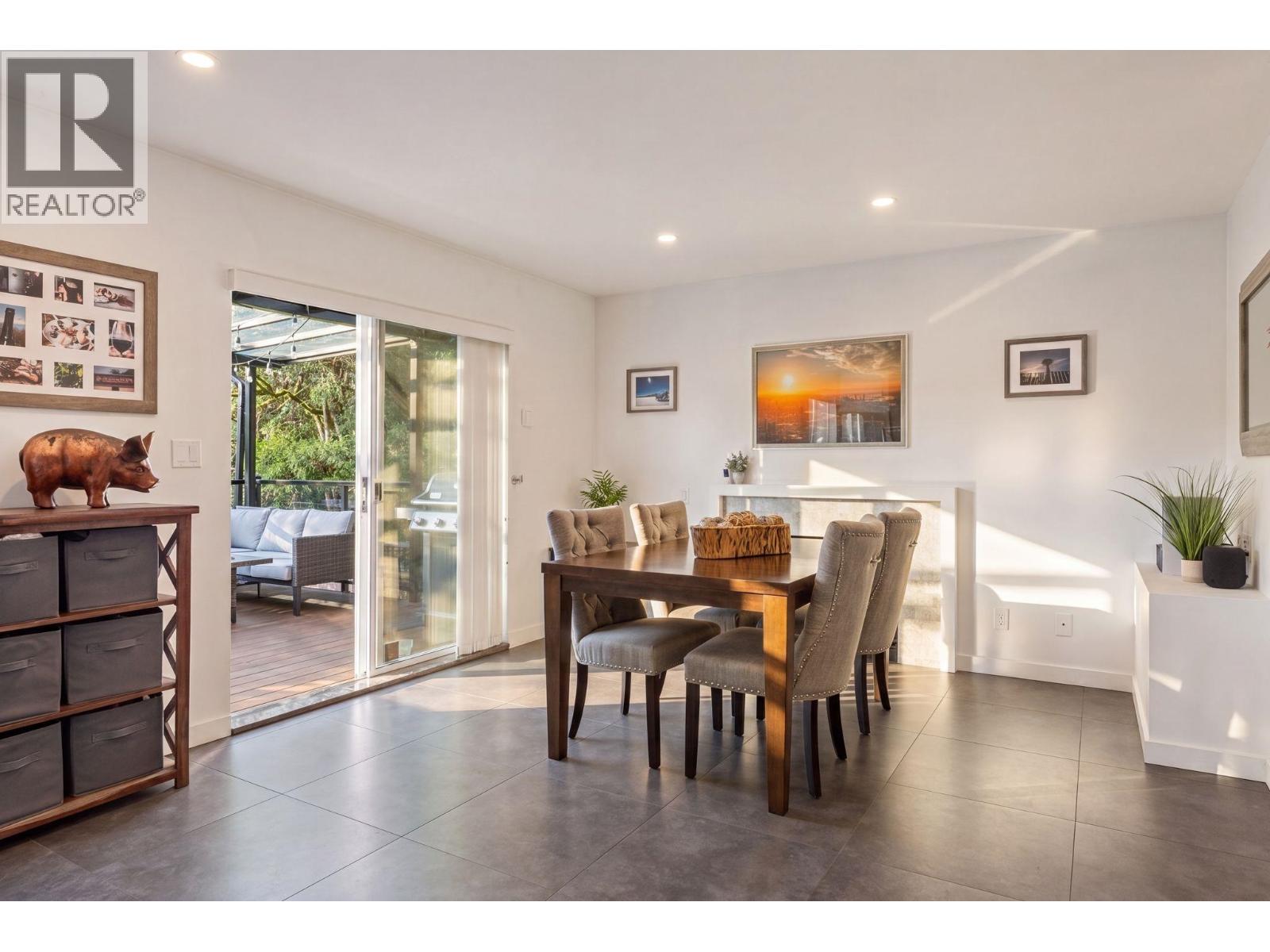 2950 W 15th Avenue, Vancouver, British Columbia  V6K 3A3 - Photo 12 - R3131205