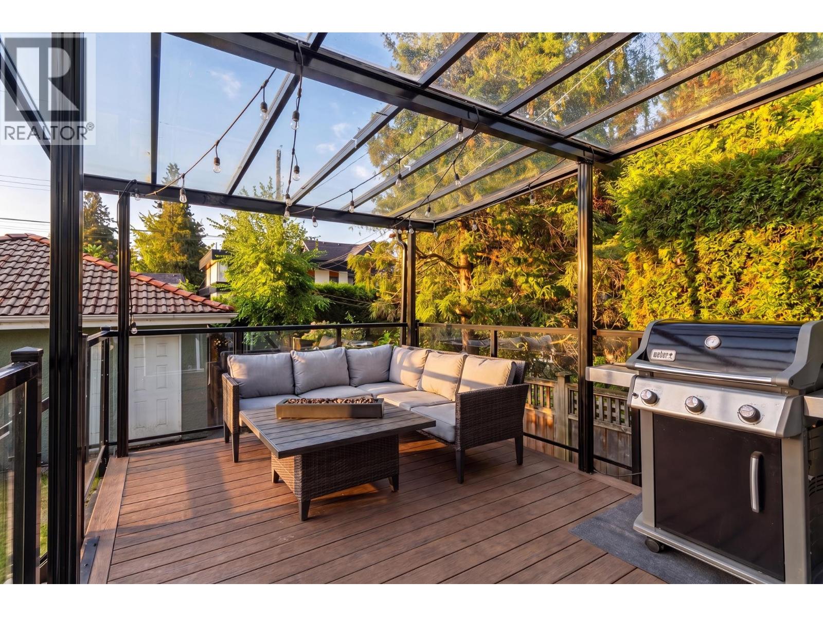 2950 W 15th Avenue, Vancouver, British Columbia  V6K 3A3 - Photo 25 - R3131205